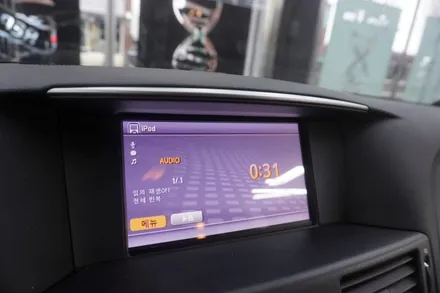 [예약제1인시공 캡틴홍] 인피니티 Q70 모니터 교체형 내비게이션 10.25인치 안드로이드모니터 올인원 카플레이 카블릿 IPOD USB AUX 연결 사용