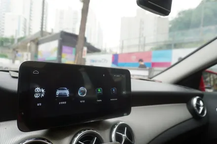 벤츠 GLA 4500AB 모니터 블랙아웃 화면 깜박임 후방카메라 안됨 고장 탈거 해외 직구 리눅스 카플레이 안드로이드오토 전용 모니터 설치