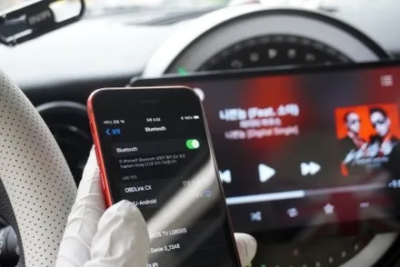 미니쿠퍼 2세대 아날로그 계기판 탈거 후 해외 직구 모니터 교체 블루투스 카플레이 안드로이드오토 안드로이드 올인원 설치 핸들 리모컨 사용하시는 분들은 캔박스 같이 구입하세요