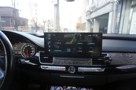 아우디 A8 D4 내비게이션 카플레이 안드로이드 오토 터치 되는 모니터 교체 해외 직구 12.5 인치 안드로이드 올인원 설치 고수 1인 시공 캡틴홍