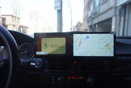 BMW E 바디 3시리즈 328 컨버터블 해외 직구 안드로이드 올인원 15인치 와이드 모니터 교체  신형 스마트키 이지가드 설치 작업