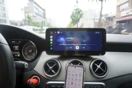 벤츠 GLA 4500AB 모니터 블랙아웃 화면 깜박임 후방카메라 안됨 고장 탈거 해외 직구 리눅스 카플레이 안드로이드오토 전용 모니터 설치