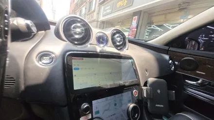 재규어 XJ 모니터 디지털 공조 교체 퀵 주문 당일 설치 카인원프로맥스