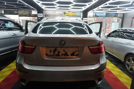 [레이어드사운드서울총판 캡틴홍] BMW X6 E바디 차량 내비게이션 신형 스마트키 교체 12.3인치 안드로이드모니터 올인원 카플레이 카블릿 레트로핏 튜닝