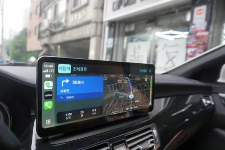 벤츠 NTG5.1하이 버전 중국 친구들은 NTG5 표기 AUX 코딩 안되는 오디오 W218 CLS 전용 카플레이 안드로이드 오토 전용 모니터 설치