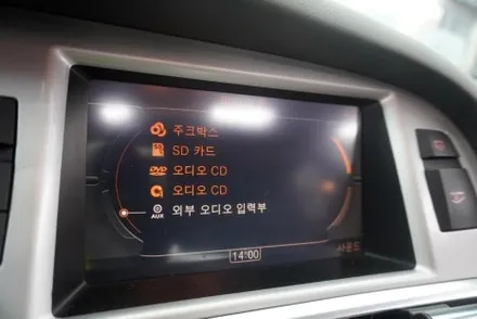 아우디 A6 C6 3GMMI 모니터 교체 설치 고수 예약제 1인 시공 캡틴홍 해외 직구 순정 스타일 매립형 8.8인치 모니터 교체 설치