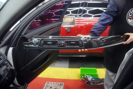 BMW F10 5시리즈 NBT 옵션 12.3인치 모니터 교체 안드로이드올인원 내비게이션 순정 GPS 안테나 연결 작업by월세없는곳에서 직원없이 예약제1인시공캡틴홍