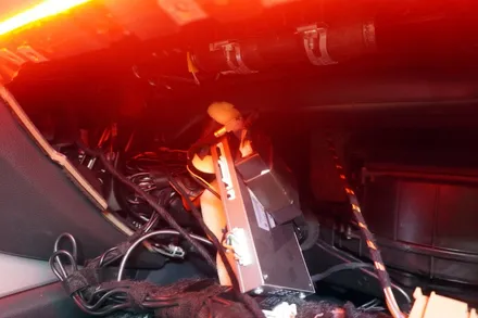 아우디 A7 국산 12.3인치 모니터 아이니바3D 자동 업데이트 가능M2C200I플러스 매립 시공 M2C300I플러스는 언제 출시 될까요?