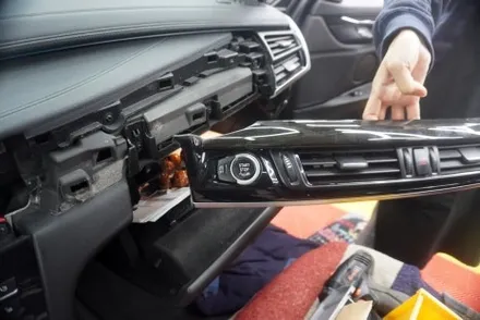 BMW X6 12.3인치 모니터 교체 시공 안드로이드올인원 내비게이션 시공 by예약제1인시공캡틴홍