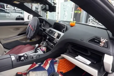 BMW 640D 6시리즈 그란 쿠페 NBT 옵션 해외 직구 모니터 고사양 MNG 12.5인치 안드로이드 올인원 설치 고수가 작업하는 과정