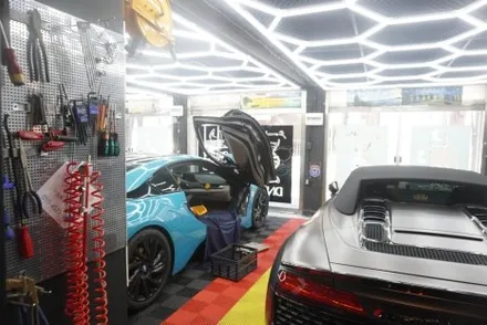 BMW I8 순정 모니터 이용 노터치 카플레이 안드로이드오토 유선 권장 무선 사용 가능 제품 설치 우리 동네는 고수가 작업한다