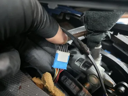 BMW 3시리즈 E90 대시보드 타공 12.3인치 모니터 카인원프로맥스Q 설치