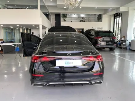 신형 벤츠E300 4M AMG Line에 빠진 발광 라디에이터 그릴 시공 / 성남,분당,판교