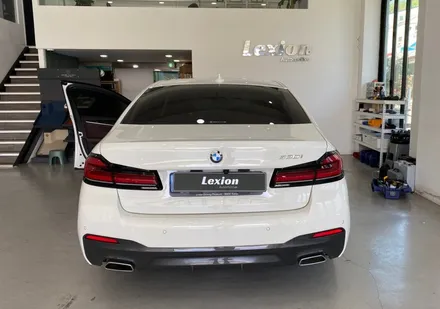 BMW 530i 차량에 순정서라운드뷰 시공 / 성남,분당,판교