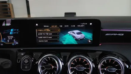 벤츠 CLA 45AMG 차량에 순정 어라운드뷰, 반자율확장코딩 시공 / 서울 중랑