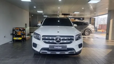 벤츠GLB200d 22년식 차량에 순정 어라운드뷰, 세로그릴 시공 / 서울 중랑