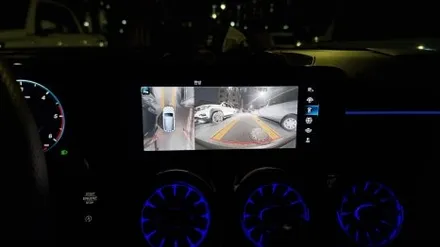 벤츠GLB200d 22년식 차량에 순정 어라운드뷰, 세로그릴 시공 / 서울 중랑
