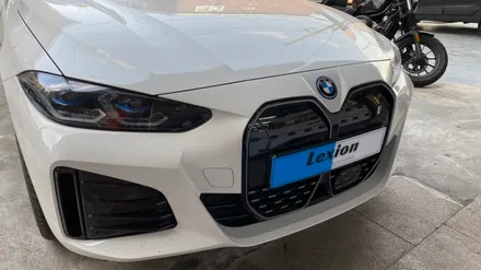 BMW 서라운드뷰(순정), 트렁크 킥모션 시공은 렉시온코리아에서 해결하세요 / 성남,분당,판교