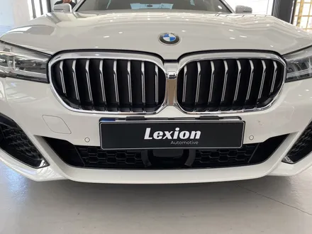 BMW 530i 차량에 순정서라운드뷰 시공 / 성남,분당,판교
