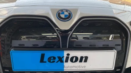 BMW 서라운드뷰(순정), 트렁크 킥모션 시공은 렉시온코리아에서 해결하세요 / 성남,분당,판교