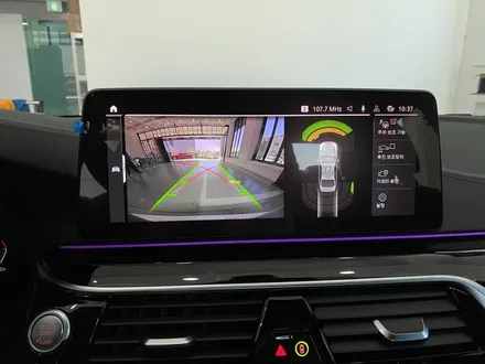 BMW 530i 차량에 순정서라운드뷰 시공 / 성남,분당,판교