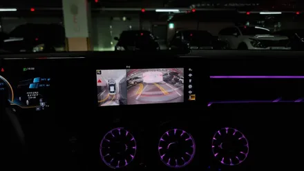 벤츠 CLA 45AMG 차량에 순정 어라운드뷰, 반자율확장코딩 시공 / 서울 중랑