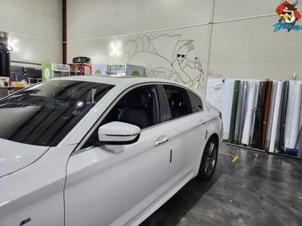 청주랩핑샵 7000rpm BMW 530I 크롬 부분 랩핑 시공(3M 2080 블랙 유광) / 청주 남촌동