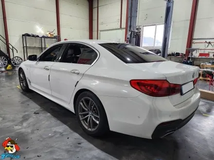 청주랩핑샵 7000rpm BMW 530I 크롬 부분 랩핑 시공(3M 2080 블랙 유광) / 청주 남촌동
