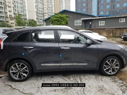 니로 루마 버텍스 700 아이나비 블랙박스 QXD5000 스파이 유리막 코팅 시공 [루마버텍스썬팅 구로고척점] / 서울 구로구 고척동