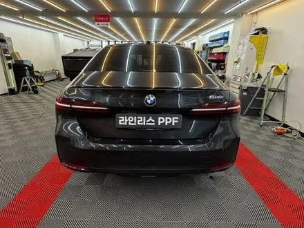 위례 랩핑 BMW 5시리즈 크롬죽이기 전후 비교 | 작지만 확실한 차이 / 경기 성남