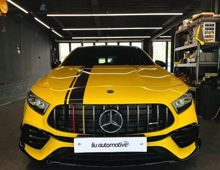 벤츠 A45 AMG 루프스킨 + 인테리어 튜닝 패키지. 부메스터 + AMG 핸들 + AMG 대쉬보드 패널 + 후석 송풍구.