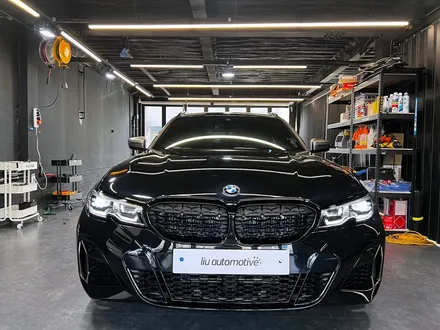 BMW 신형 3시리즈 투어링 워크인 젠틀맨 스위치 설치. 워크인 스위치 시공으로 한결 편리하게.