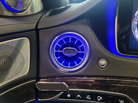 벤츠 W222 S클래스 1+2열 LED 터빈 송풍구 세트. 후석까지 완벽한 송풍구 엠비언트.