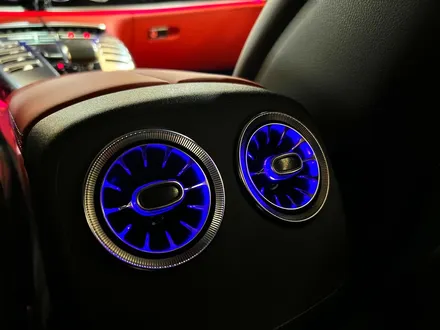벤츠 AMG GT43 2열 후석 송풍구 엠비언트 설치.