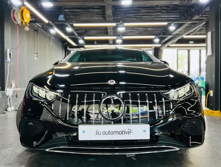 벤츠 EQE 세로그릴 시공 작업 EQE300.