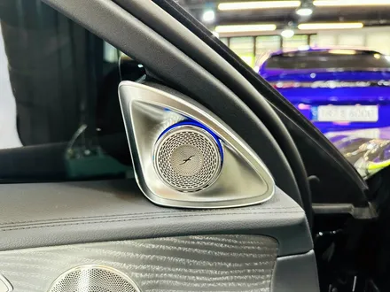 벤츠 W213 E53AMG 4D부메스터 + 송풍구엠비언트.