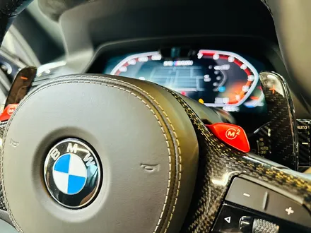 BMW G05 X5 퍼포먼스 카본 핸들 프레임 교체 + M1M2버튼 생성 + 패들시프트 추가 작업.