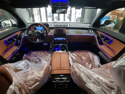 벤츠 W223 S클래스 S400d 숏바디 액티브 엠비언트 시공.