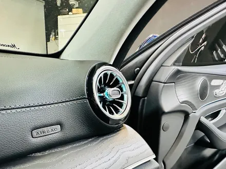 벤츠 E250 엠비언트 패키지 송풍구 트위터 E클래스 2023.