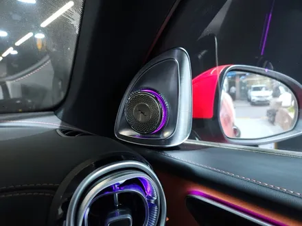 벤츠 2024 GLC 4D부메스터 + 도어 미드레인지 엠비언트