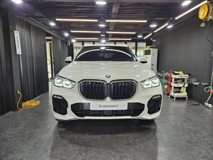 BMW G05 X5 아이코닉글로우 키드니 그릴