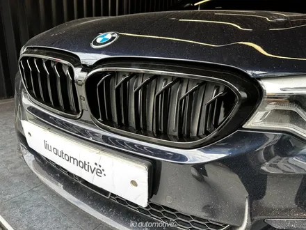 BMW 5시리즈 크롬딜리트 블랙팩 + 파츠 교체 + 크리스탈 기어노브 세트.