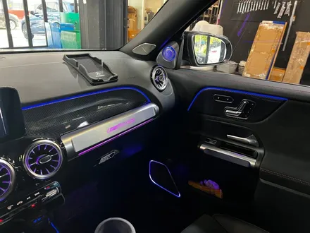벤츠 GLB 35 AMG 3D트위터 + 미드레인지 엠비언트 세트.