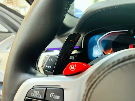 BMW G30 5시리즈 M550i 크리스탈 패키지 + M1M2 버튼 + 카본 패들시프트.