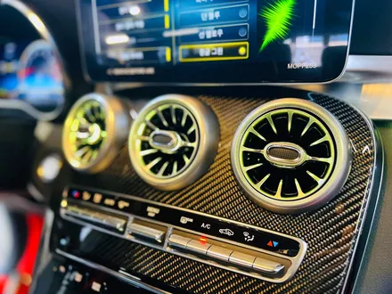벤츠 GLC 43AMG 엠비언트 풀패키지 (송풍구+트위터 외).