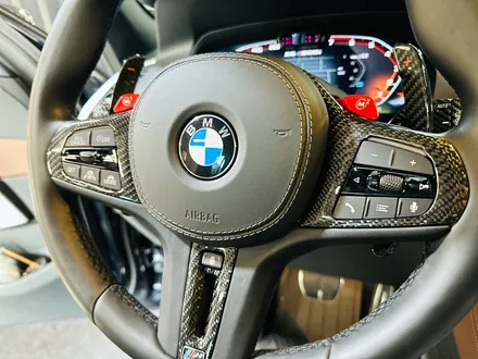 BMW G05 X5 퍼포먼스 카본 핸들 프레임 교체 + M1M2버튼 생성 + 패들시프트 추가 작업.
