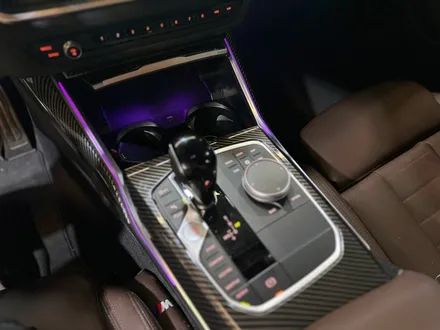 BMW G26 4시리즈 그란쿠페 기어패널 엠비언트 확장 작업.