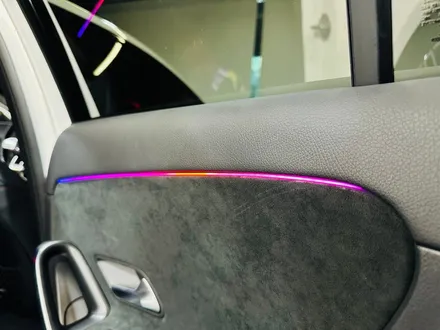 벤츠 A45 AMG 순정 엠비언트 확장 + AMG 패널 + 후석 송풍구 + 미드레인지.
