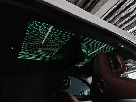 BMW i7 스카이라운지 파노라마 선루프 엠비언트 G70 7시리즈.