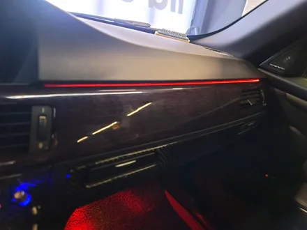 BMW E93 M3 리츠 스마트 엠비언트. 변화가 필요한 차에 필수 시공.